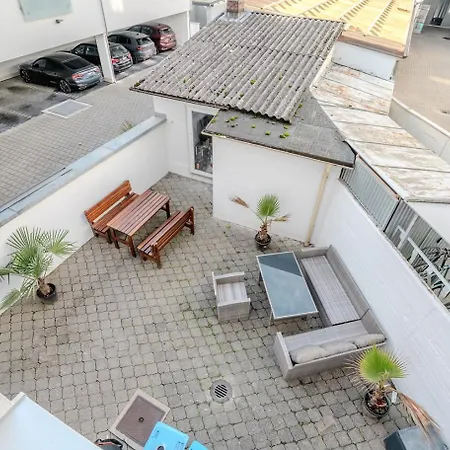 Gaestezimmer Kalb Apartman *