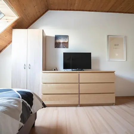 Gaestezimmer Kalb Apartamento Schweinfurt