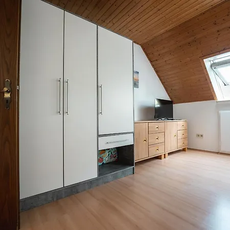 Gaestezimmer Kalb Apartamento *